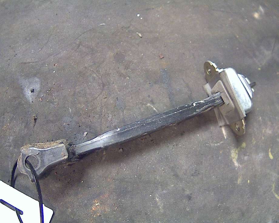 Dørstopper til Nissan Patrol, 2004-2010 (Fase 2) (Y61) (Y61) (NISSAN|)