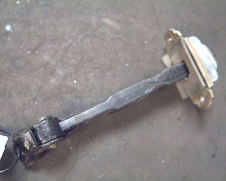 Dørstopper til Nissan Patrol 2004-2010 (Fase 2) (Y61) (Y61) (NISSAN|)