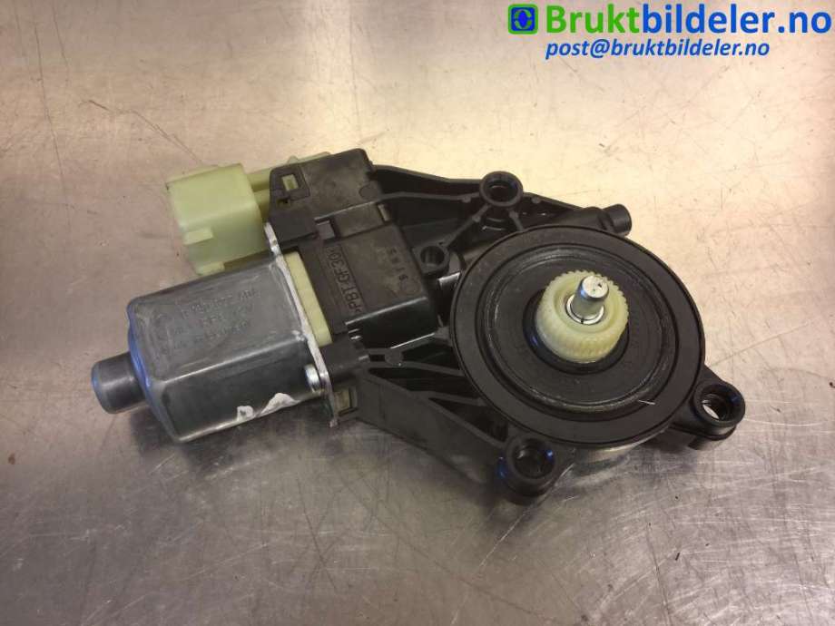 Ruteheis venstre foran til Ford Fiesta 2008-2012 (Type VI, Fase 1) (FORD|8A61-14A389-B|0130822404|)