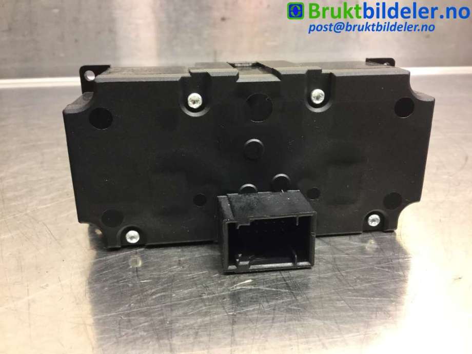 Bryter lys til BMW 5-Serie 2003-2010 (E60/E61) (E60/E61) (BMW|6 988 564|)
