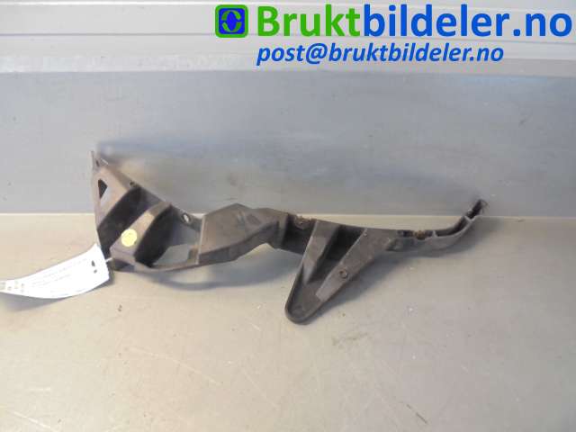 Diverse deler til Audi A2, 2000-2005  (AUDI|8Z0 854 729)