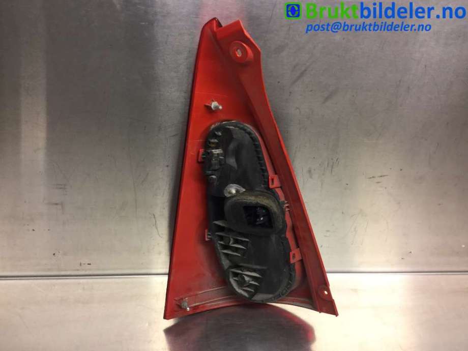 Baklykt høyre til Peugeot 107 2006-2014 (PEUGEOT|)