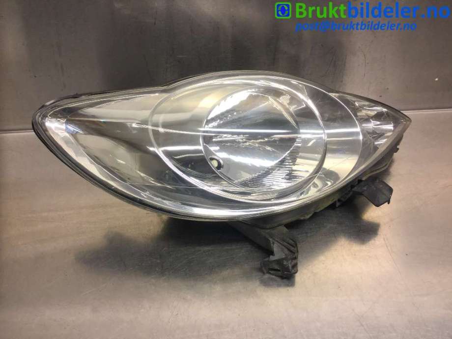 Frontlykt høyre halogen til Peugeot 107 2006-2014  (PEUGEOT|81110-OHO30|89033104|)