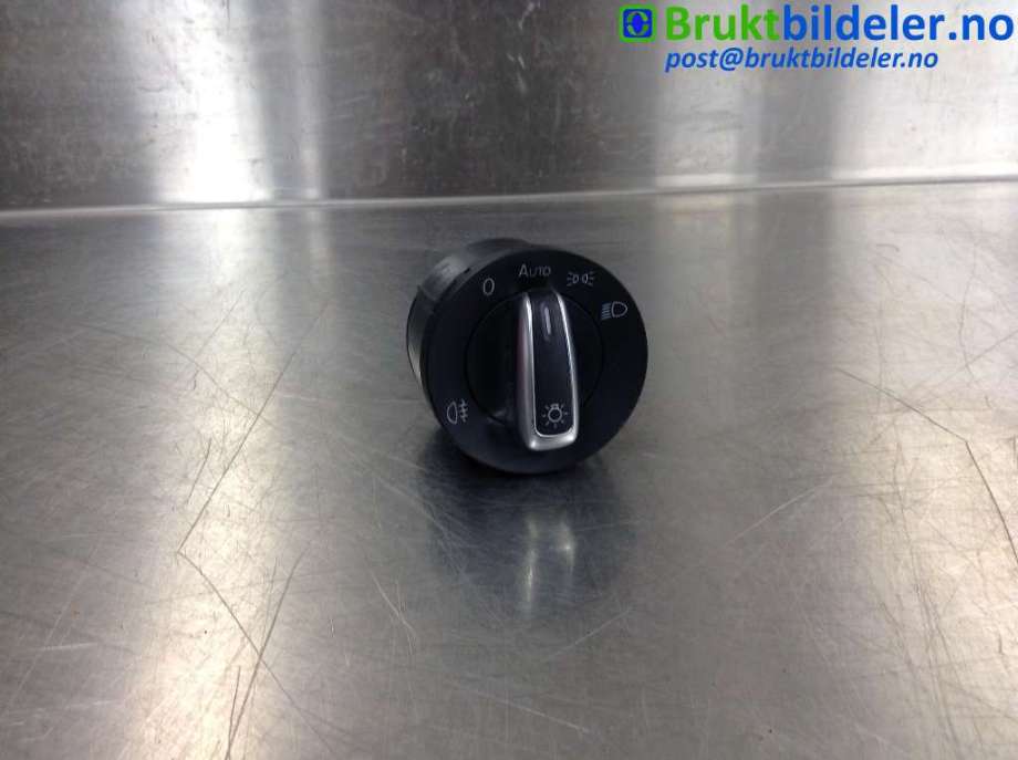Bryter lys til VW Touran, 2010-2015 (Type I, Fase 3)  (VOLKSWAGEN|3C8 941 431)