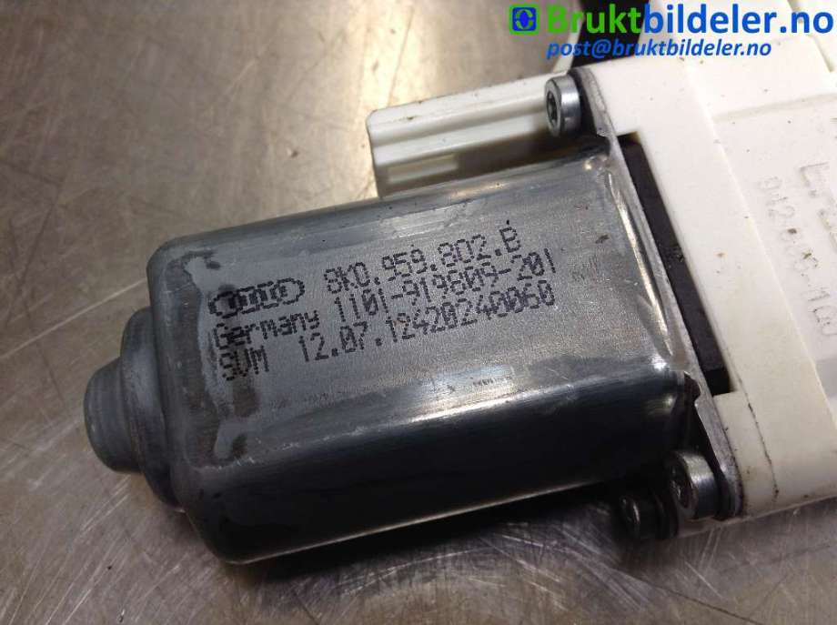 Ruteheis høyre foran til Audi A6 2011-2014 (Type IV, Fase 1) (C7) (C7) (AUDI|8K0 959 802 B|1101-919809-201|)