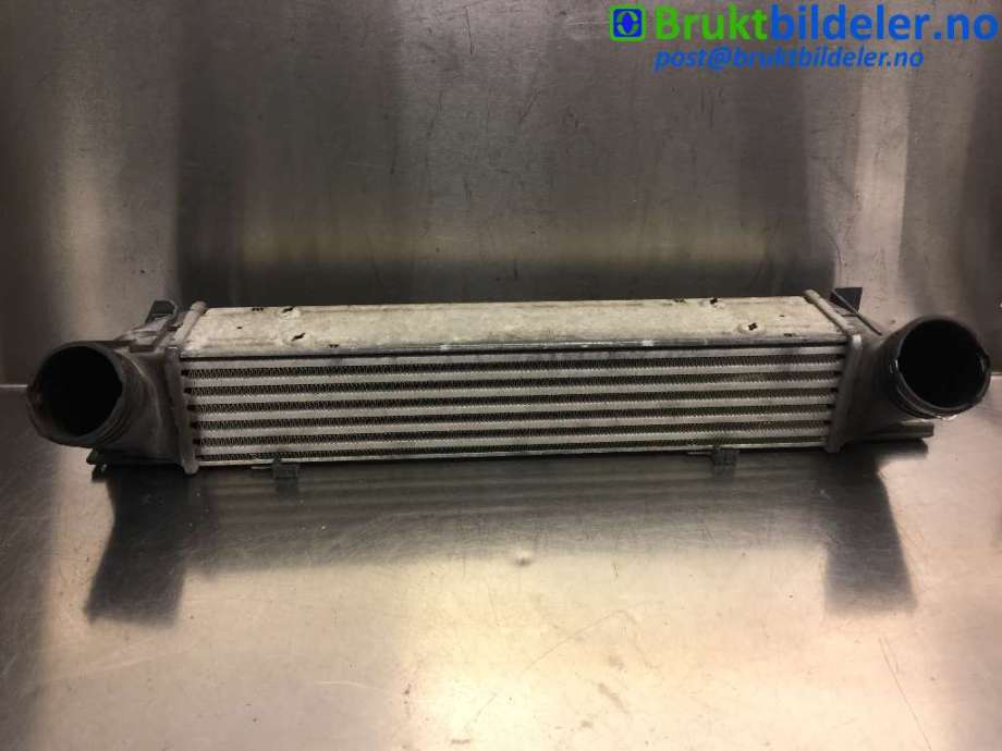Intercooler til BMW 3-Serie 2005-2011 (E90/E91/E92/E93) (E90/E91/E92/E93) (BMW||3093796)