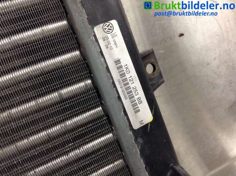 Radiator (manuell gir) til VW Golf VI 2008-2012  (VOLKSWAGEN|1K0 121 251 BN|993820AB|)