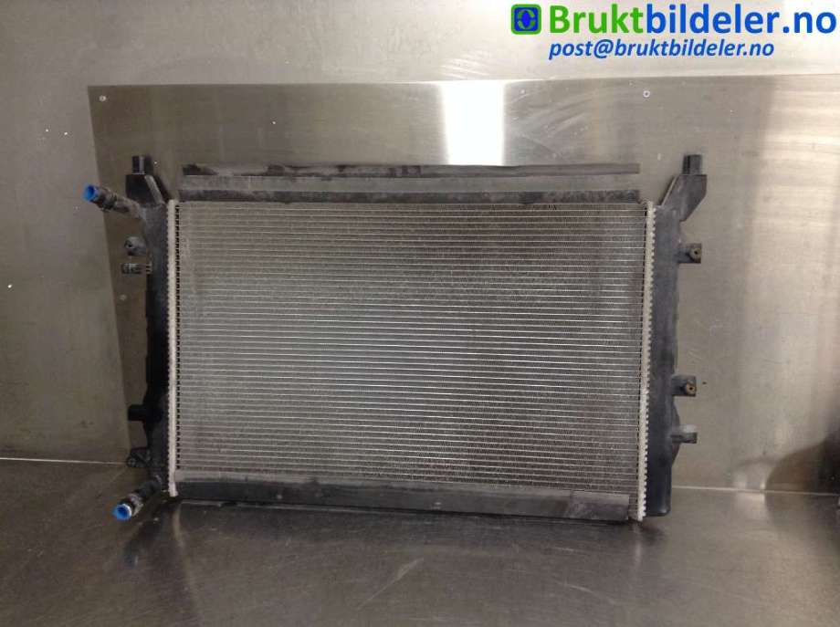 Radiator (manuell gir) til VW Golf VI 2008-2012  (VOLKSWAGEN|1K0 121 253 BB|)