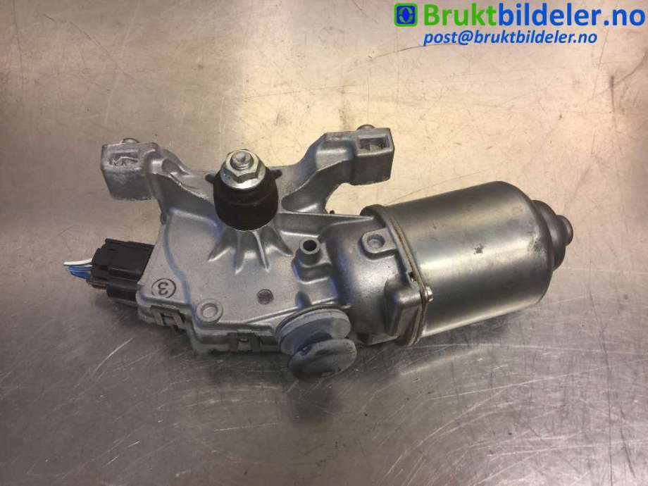 Viskermotor frontrute til Toyota Hilux, 2012-2016 (TOYOTA|851100K061)