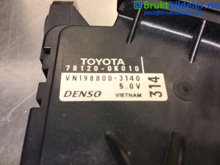 Pedal gass til Toyota Hilux 2012-2016  (TOYOTA|781200K010|VN1988003140|)