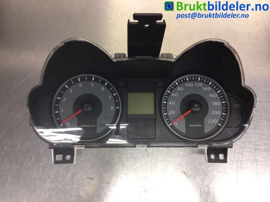 Instrumentpanel til Mitsubishi Colt, 2009-2013 (Type VII, Fase 2) (MITSUBISHI|8100B081F)
