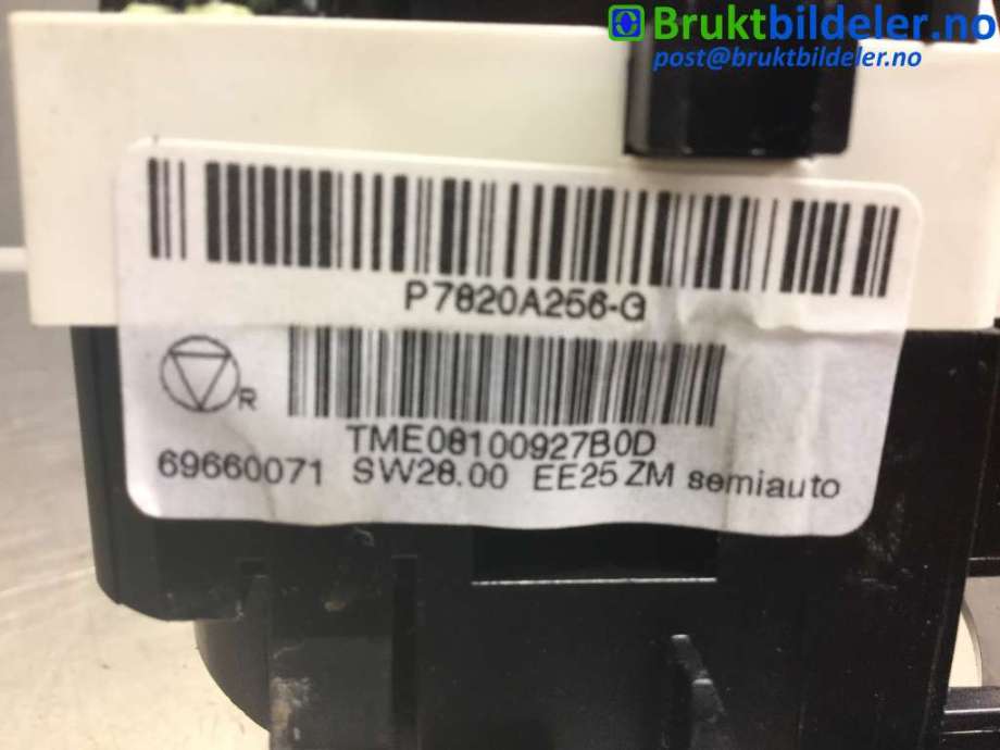 Varmeapparat betjening til Mitsubishi Colt 2009-2013 (Type VII, Fase 2)  (MITSUBISHI|7820A256-G|)