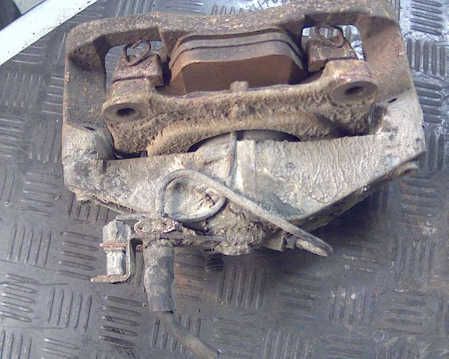 Bremsecaliper høyre foran til Audi A6, Allroad, 2000-2005 (Type I) (C5) (C5) (AUDI|)