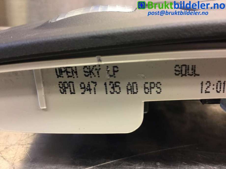 Tak konsoll til Audi A3 2009-2012 (Type II, Fase 2)  (AUDI|8P0947135AD|)