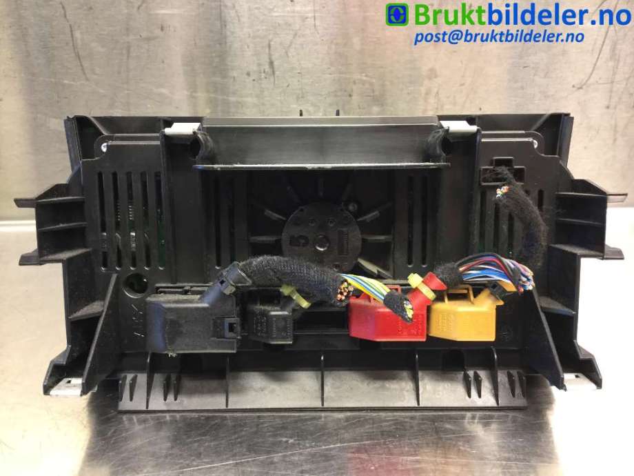 Varmeapparat betjening til Audi A3 2009-2012 (Type II, Fase 2) (AUDI|8P0 820 043 BN|A2C53380927|)