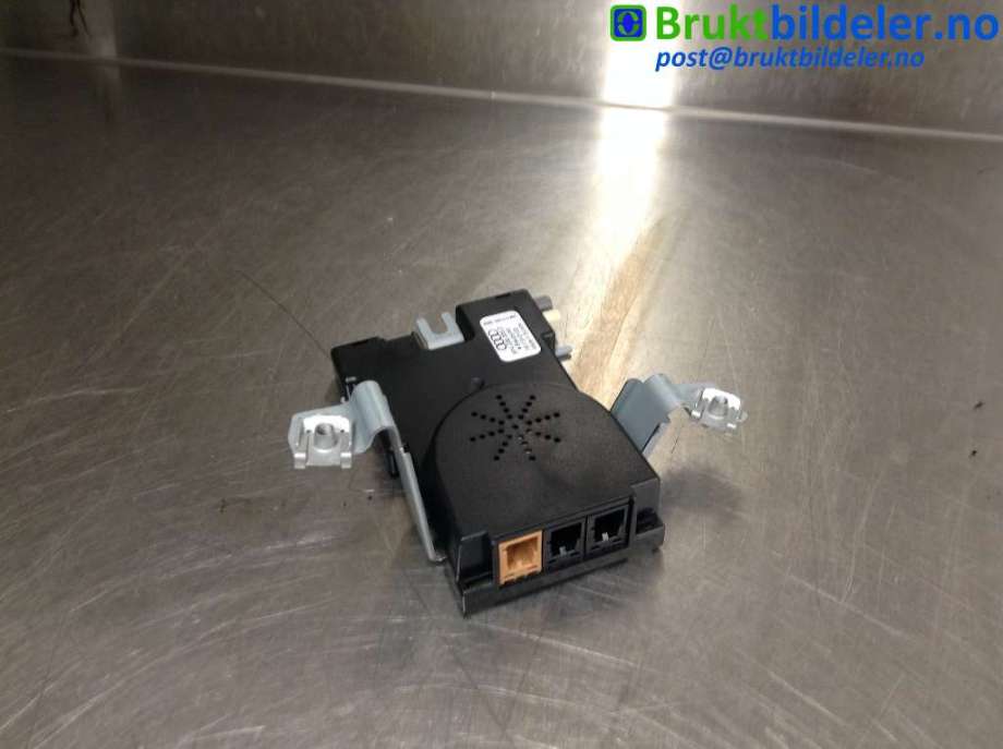 Antenne forsterker til Audi A3, 2009-2012 (Type II, Fase 2) (AUDI|8P4 035 225 D)