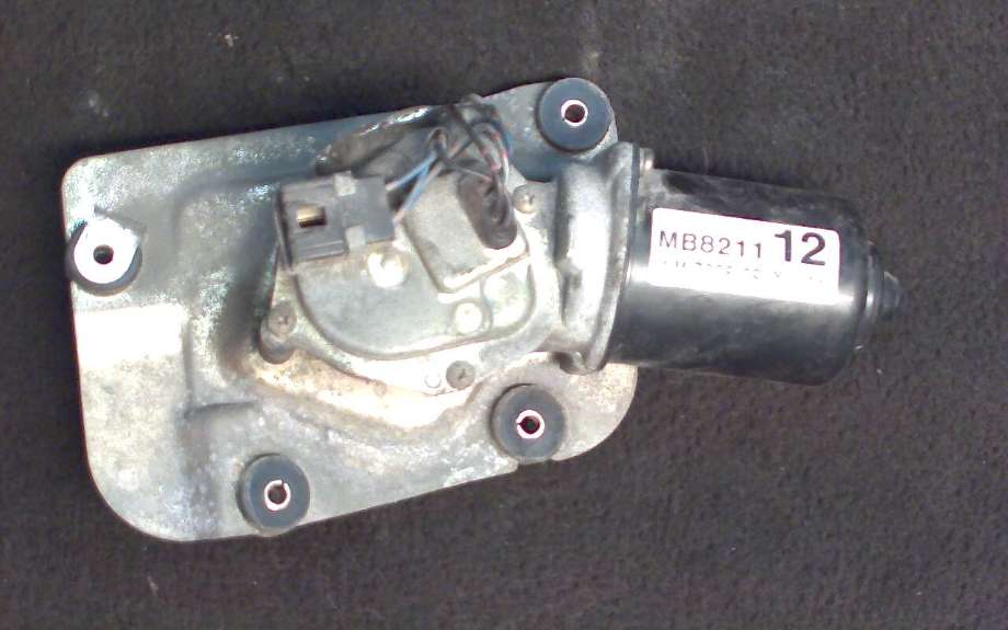 Viskermotor frontrute til Mitsubishi Lancer 1996-2003 (MITSUBISHI|MB8211|WM-7225-2S|)