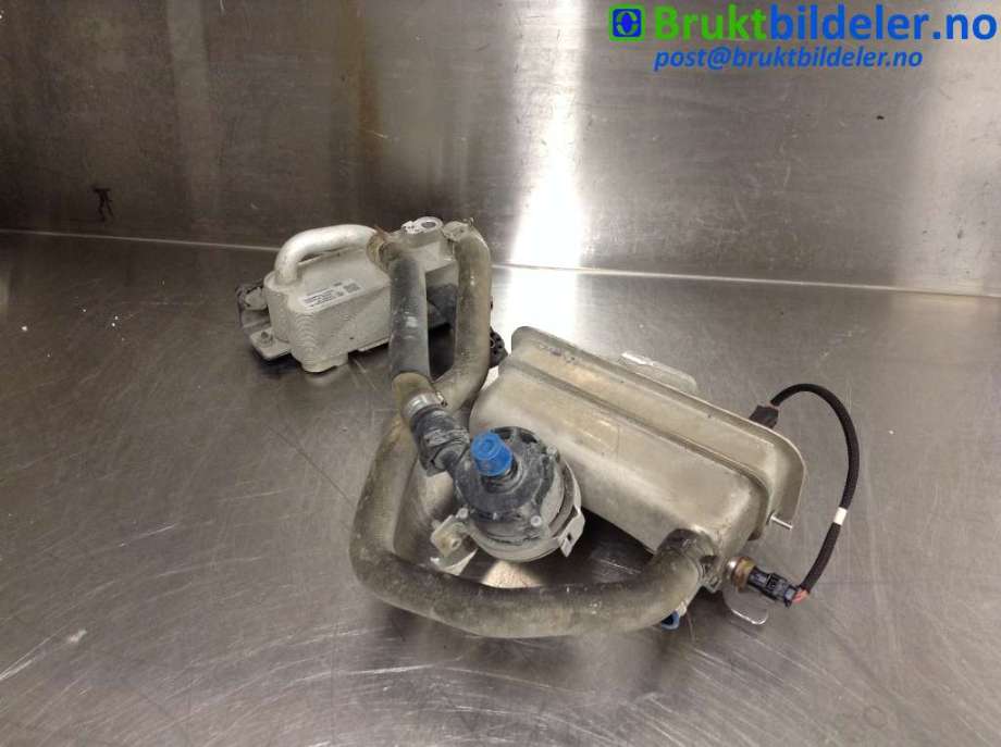 Diverse deler til BMW i3, 2013-2022  (BMW|6827186 02)