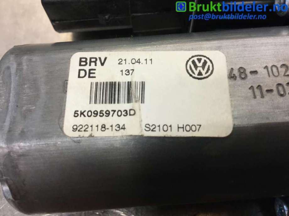 Ruteheis venstre bak til VW Golf VI 2008-2012 (VOLKSWAGEN|5K0 959 703 D|0 130 821 430|5K0 959 794)