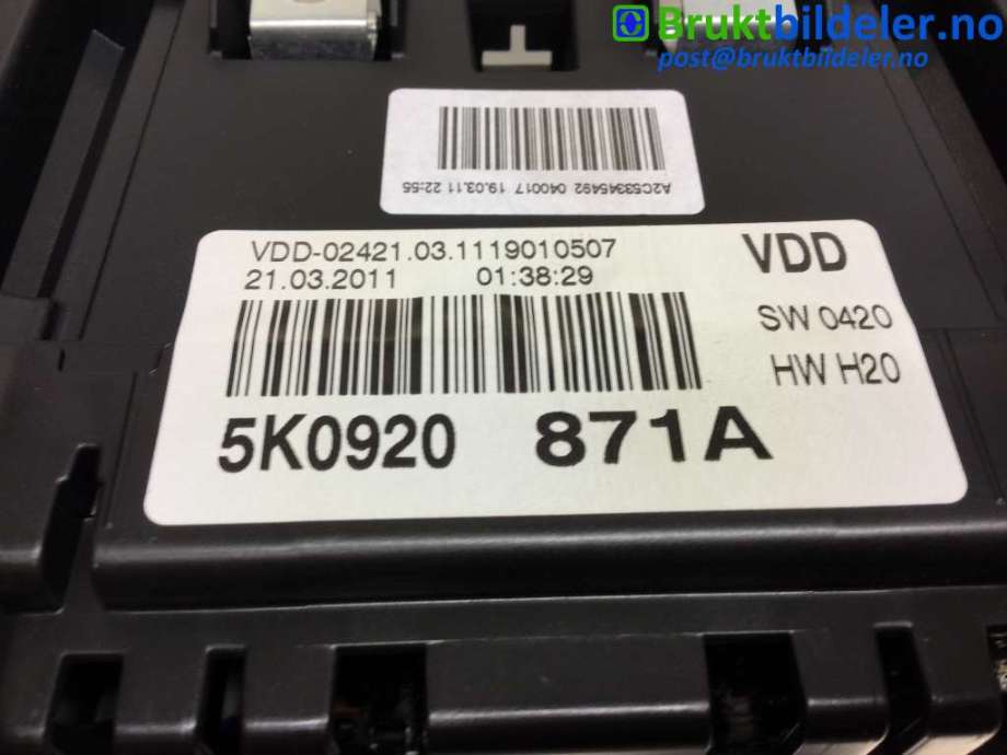Instrumentpanel til VW Golf VI 2008-2012 (VOLKSWAGEN|5K0 920 871 A|)