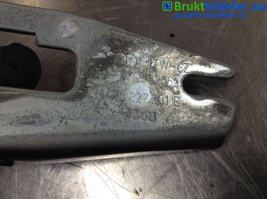 Hengsler til Audi A6 2008-2011 (Type III, Fase 2) (C6) (C6) (AUDI|4F5 827 301 E|)