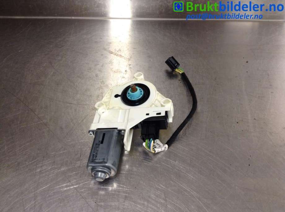 Ruteheis høyre foran til Audi A6 2008-2011 (Type III, Fase 2) (C6) (C6) (AUDI|4F0 959 802 D|1101-997008250|)