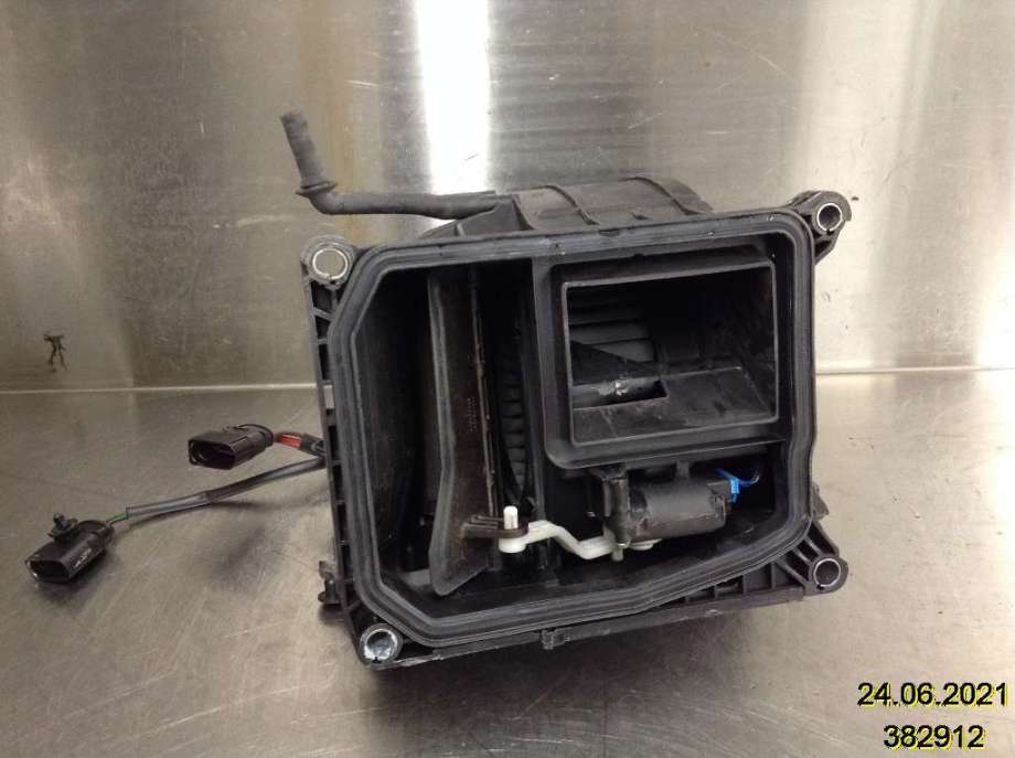 Varmeapparat motor til Audi A6 2008-2011 (Type III, Fase 2) (C6) (C6) (AUDI|4F0 820 155 F|117200-2809|)
