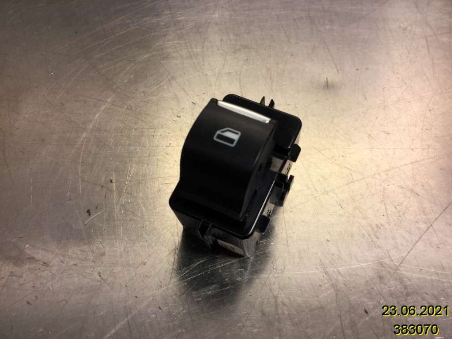 Bryter ruteheis til Ford Galaxy, 2015-2022 (Type IV)  (FORD|DG9T14529ABW)