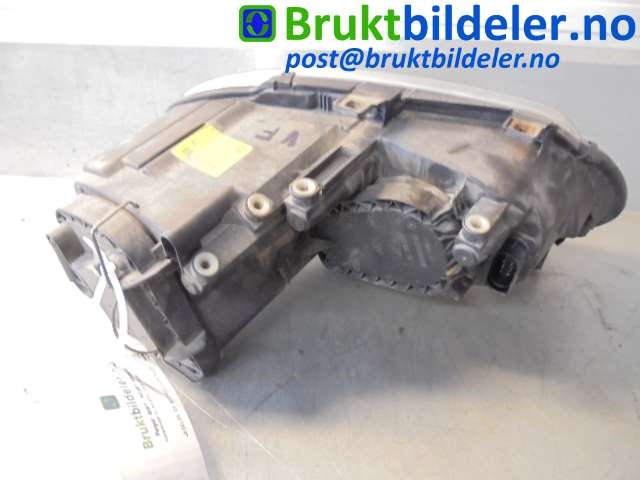 Frontlykt venstre halogen til VW Touran 2003-2006 (Type I, Fase 1)  (VOLKSWAGEN|1T0 941 005 R|)