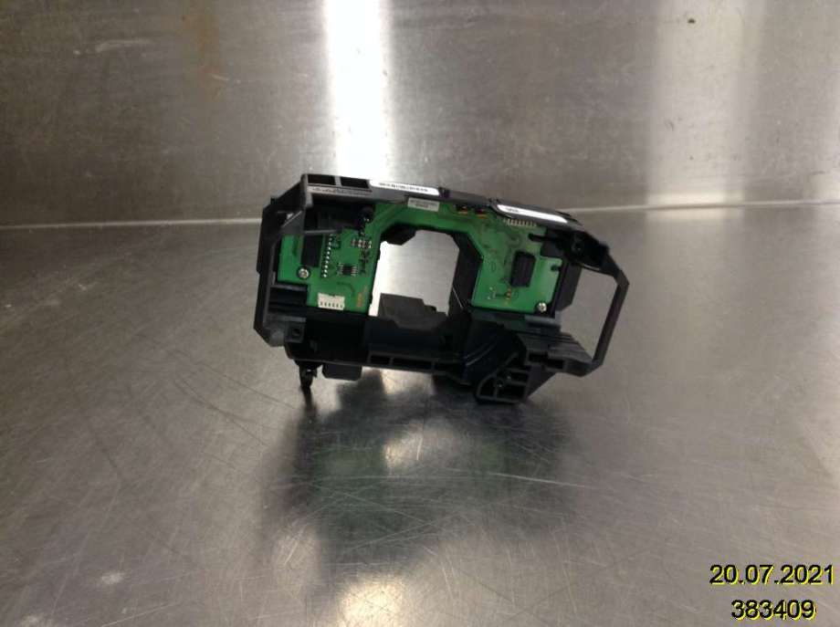 Bryter diverse til Volvo V40, 2012-2019  (VOLVO|31343021)