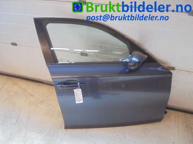 Dør høyre foran til BMW 1-Serie 2004-2011 (E81/E82/E87/E88) (E81/E82/E87/E88) (BMW|)