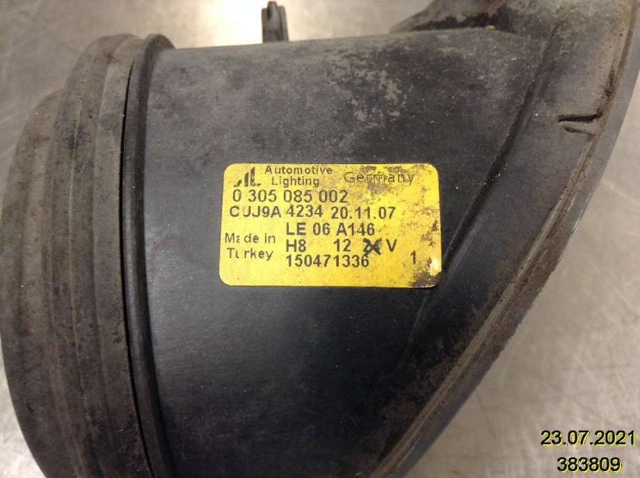 Tåkelykt høyre foran til Volvo V50 2007-2012 (Fase 2) (VOLVO|30764931|0 305 085 002|)