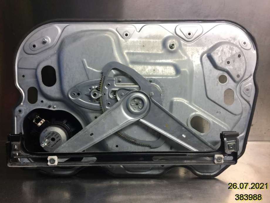 Ruteheis til Ford Kuga 2008-2012 (Type I) (FORD|7M51-R045H17-A|LH965075 101|)