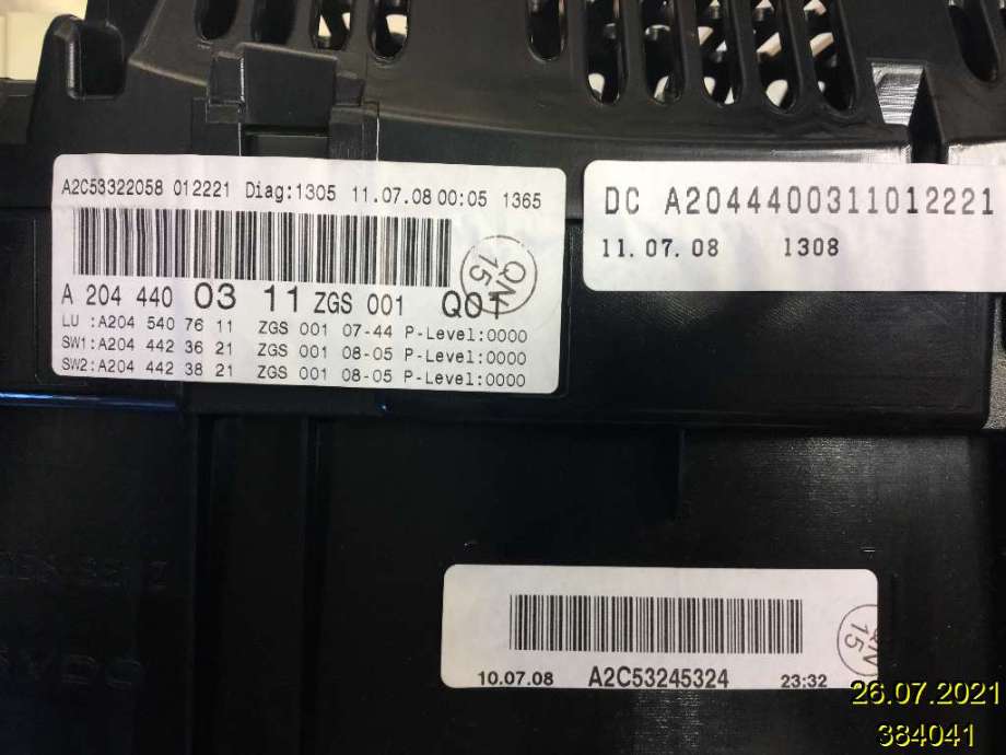 Instrumentpanel til Mercedes C-Klasse 2007-2011 (Fase 1) (W204) (W204) (MERCEDES|A 204 440 03 11|A2C53322058|)