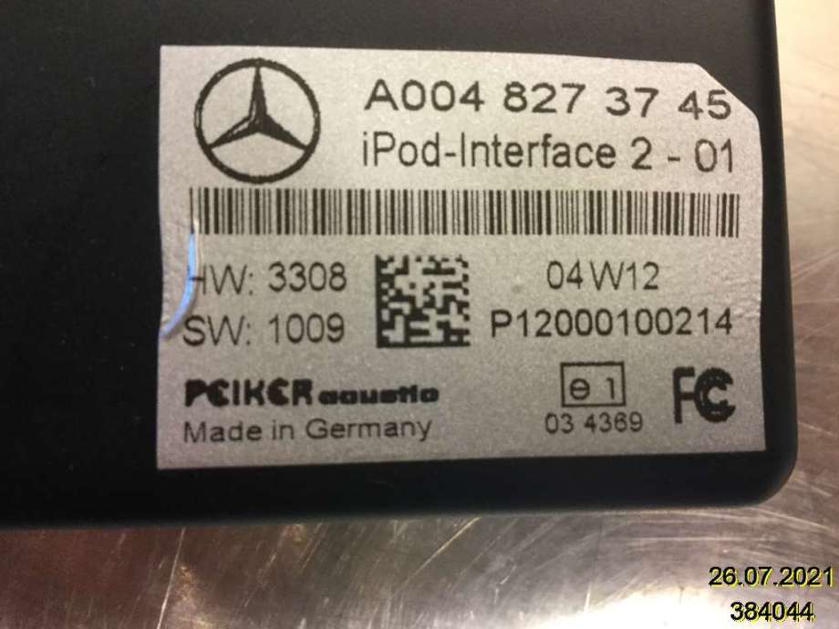 Styreenhet DAB til Mercedes C-Klasse 2007-2011 (Fase 1) (W204) (W204) (MERCEDES|A004 827 37 45|)