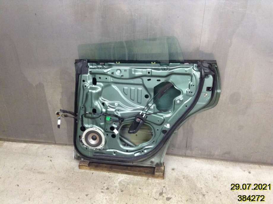Dør høyre bak til Subaru Forester 2005-2008 (Type II, Fase 2)  (SUBARU|60409-SA0029P|)