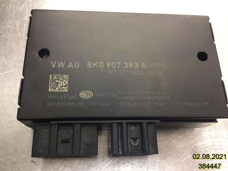 Styreenhet hengerfeste til Audi A4, 2007-2014 (Type IV) (B8) (B8) (AUDI|8K0 907 383 A)