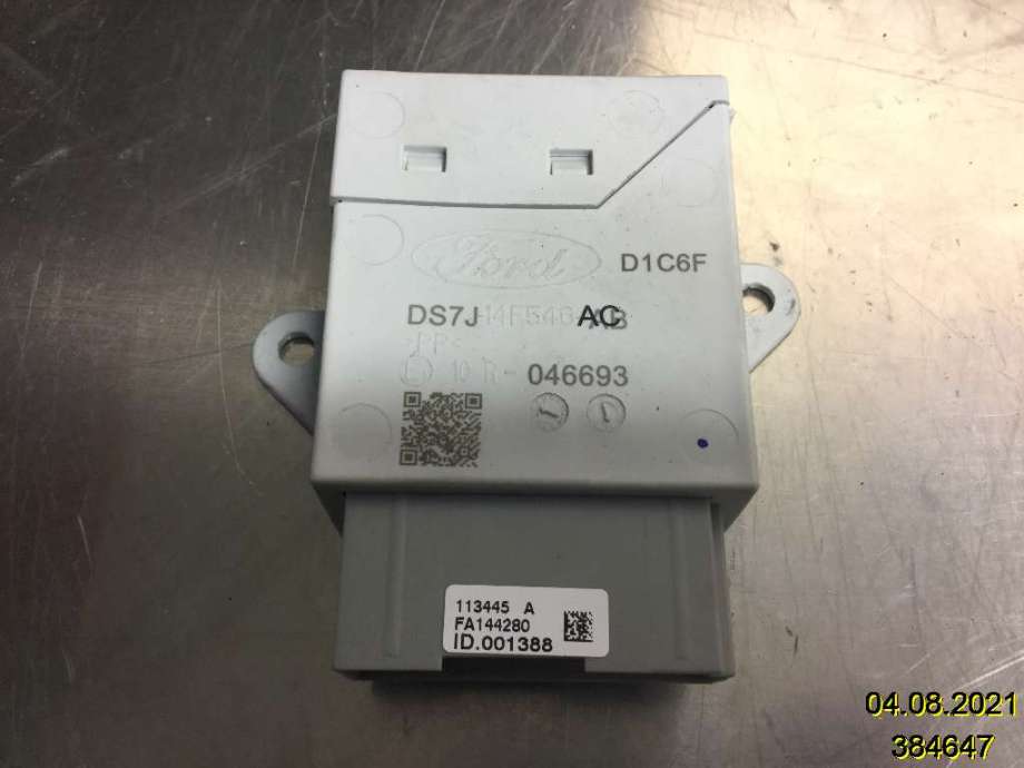 Styreenhet hengerfeste til Ford Mondeo, 2014-2019 (Type V, Fase 1)  (FORD|DS7J-14F546-AC)