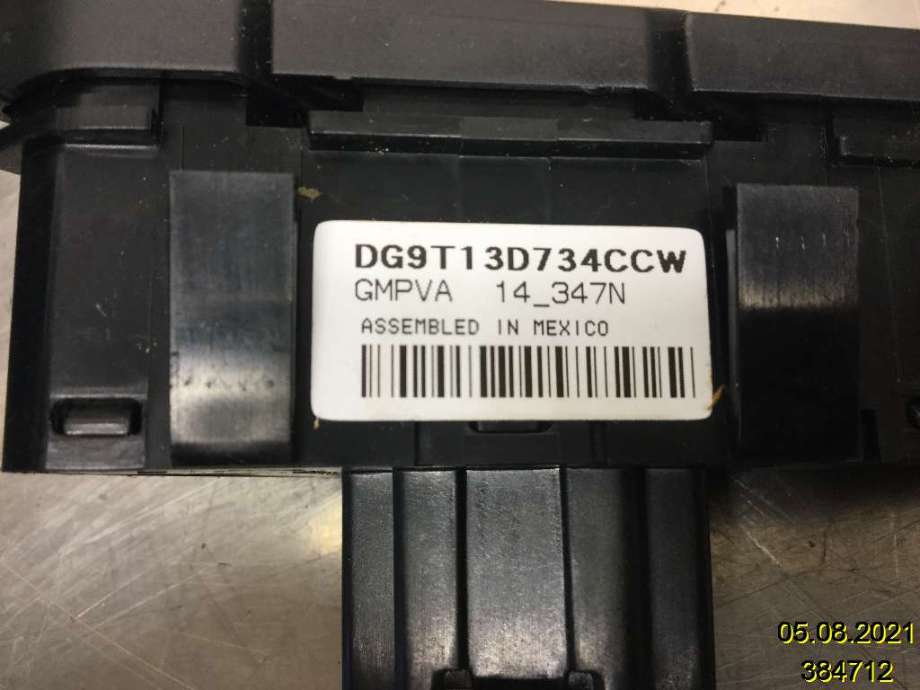 Bryter diverse til Ford Mondeo 2014-2019 (Type V, Fase 1)  (FORD|DG9T1-3D734-CCW|)