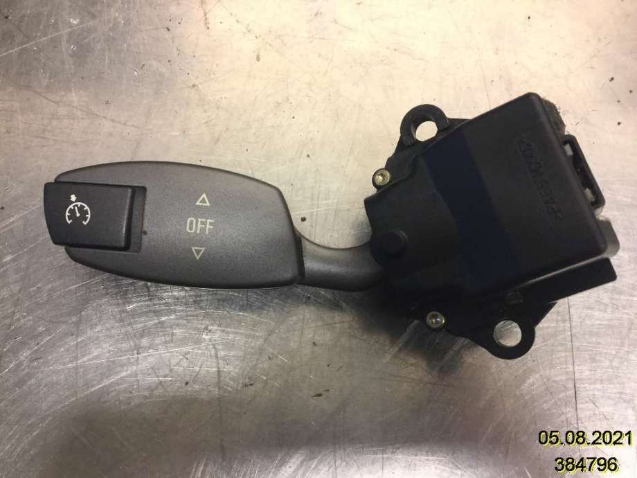 Bryter cruise control til BMW 7-Serie 2000-2008 (E65/E66/E67/E88) (E65/E66/E67/E88) (BMW|6 911 521 B|01 3067 00|)