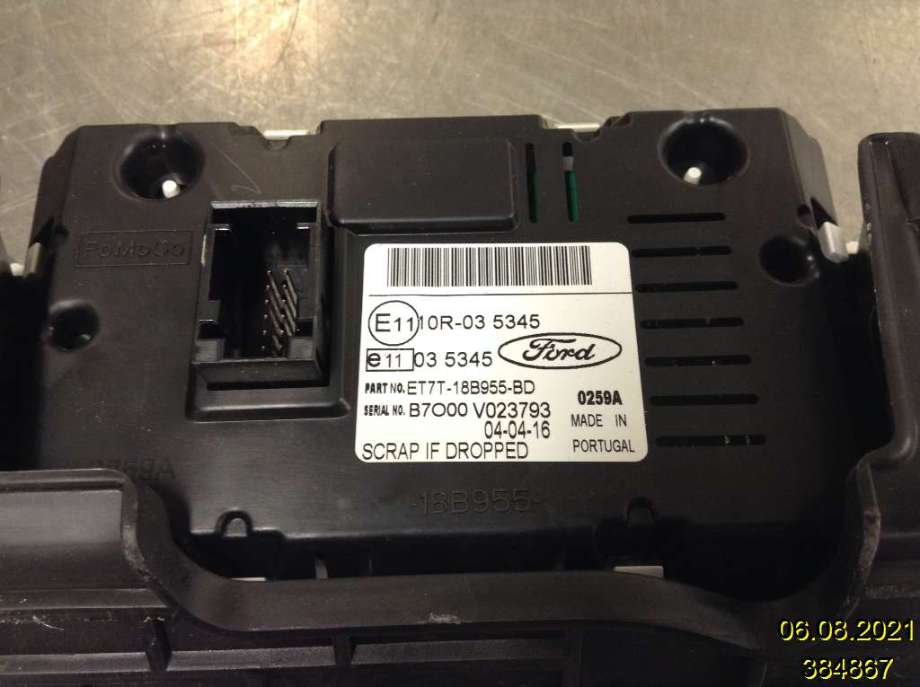 Multimedia display (MCU - Media Controller Unit) til Ford Transit Courier 2014-2018 (Type I, Fase 1)  (FORD|ET7T-18B955-BD|B7O00 V023793|)