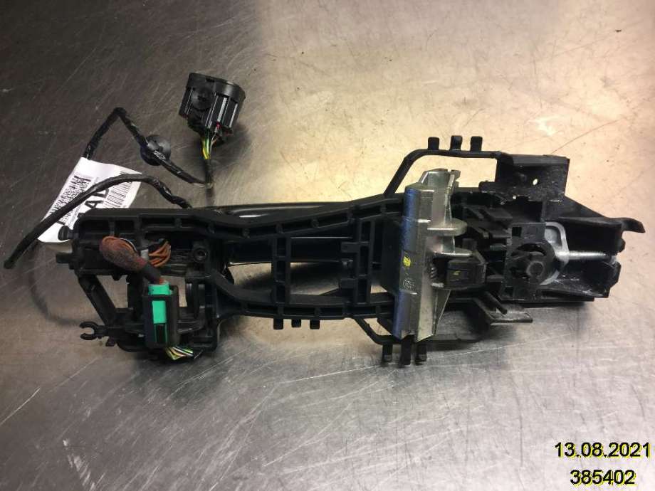 Dørhåndtak utv høyre foran til Ford C-Max 2010-2015 (Type II, Fase 1)  (FORD|AM51 U22404|)