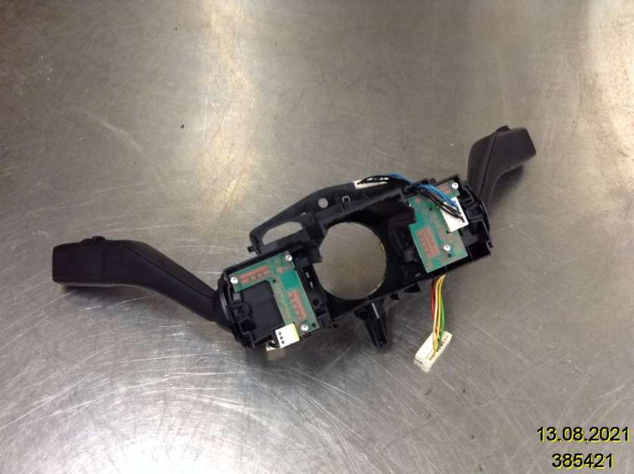 Bryter combi til VW Golf, Plus/Cross 2009-2013 (Fase 2) (VOLKSWAGEN|5K0 953 507 BC||5K0 953 513 M)