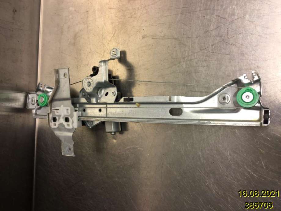 Ruteheis venstre bak til Peugeot 3008 2009-2016 (Type I)  (PEUGEOT|9682808780|912027-108|)