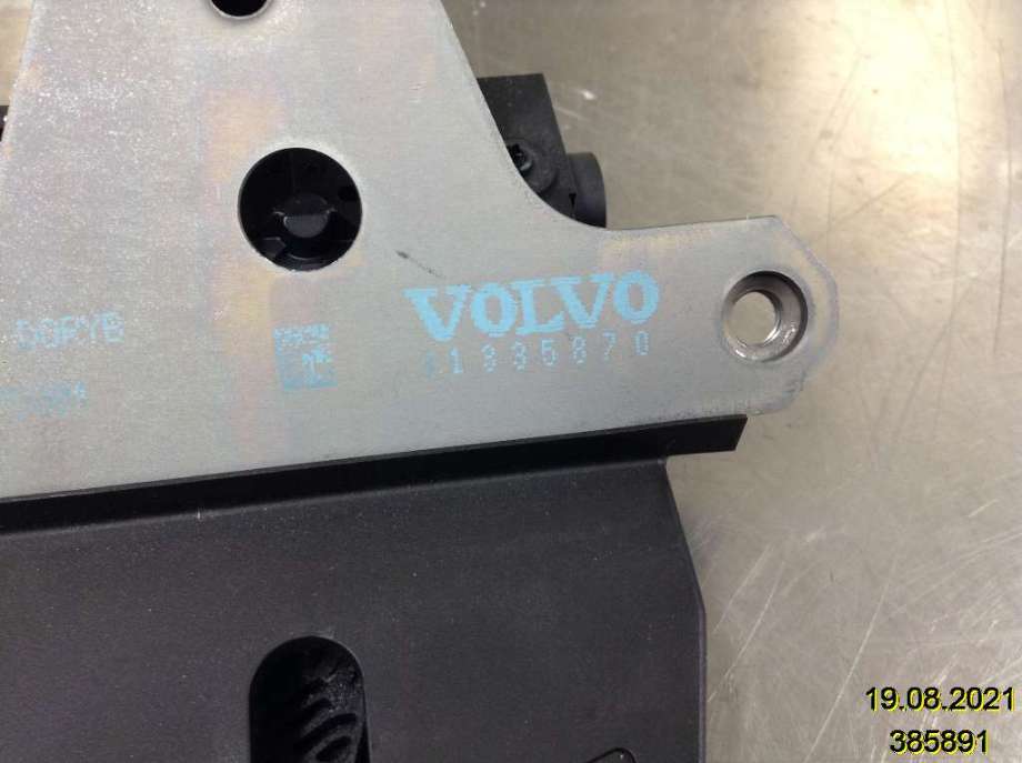 Baklukelås til Volvo V40 2012-2019  (VOLVO|31335870|)