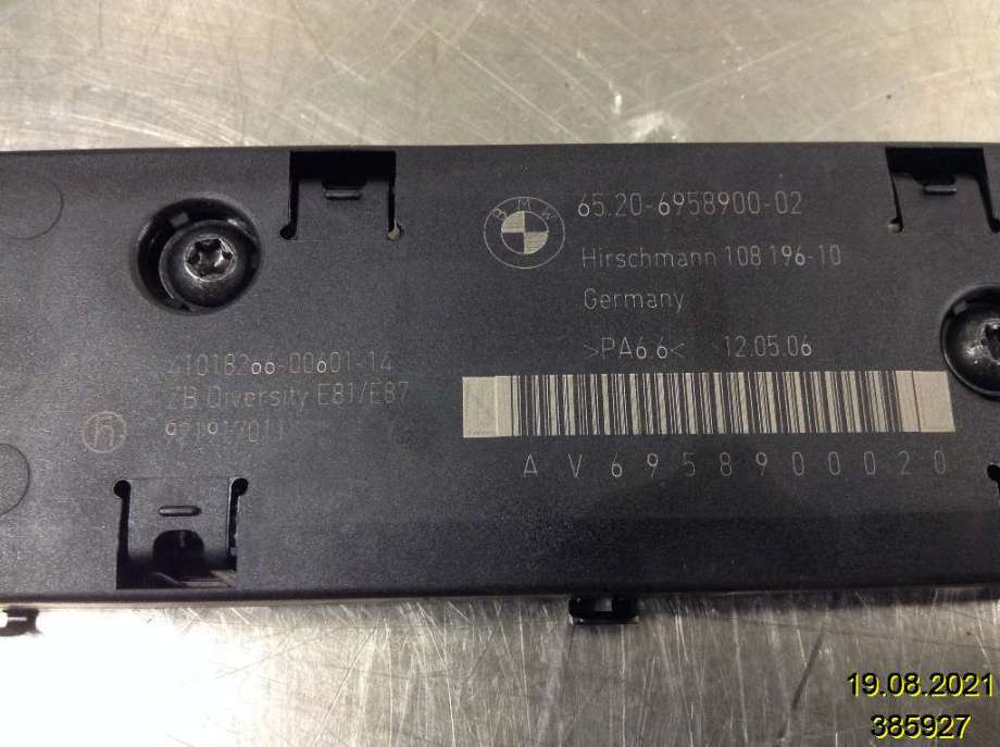 Antenne forsterker til BMW 1-Serie 2004-2011 (E81/E82/E87/E88) (E81/E82/E87/E88) (BMW|65 20 6 958 900-02|108196-10|)