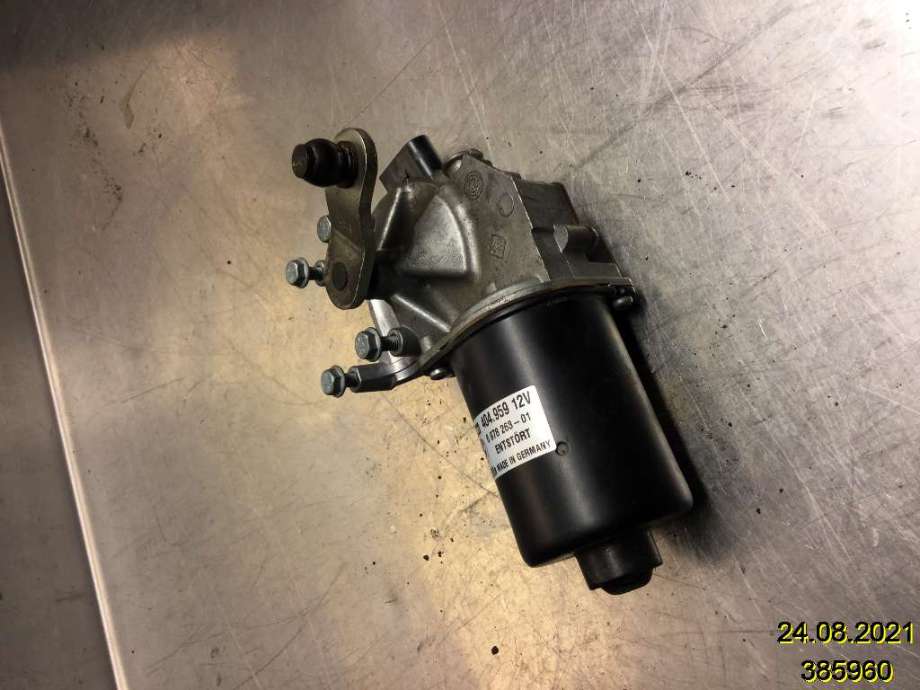 Viskermotor frontrute til BMW 3-Serie 2005-2011 (E90/E91/E92/E93) (E90/E91/E92/E93) (BMW|6978263-01|404.959|)