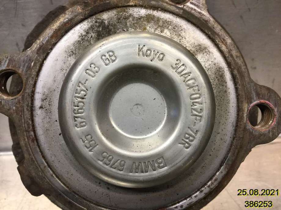 Hjulnav høyre foran til BMW 3-Serie 2005-2011 (E90/E91/E92/E93) (E90/E91/E92/E93) (BMW|31 22 2 405 866|KOYO 3DACF042F-7BR|67551556765157-03GB)