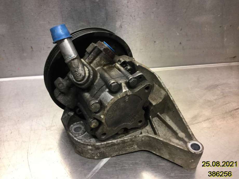 Servo pumpe mekanisk til BMW 3-Serie 2005-2011 (E90/E91/E92/E93) (E90/E91/E92/E93) (BMW|32 41 6 768 155|7692974546|)