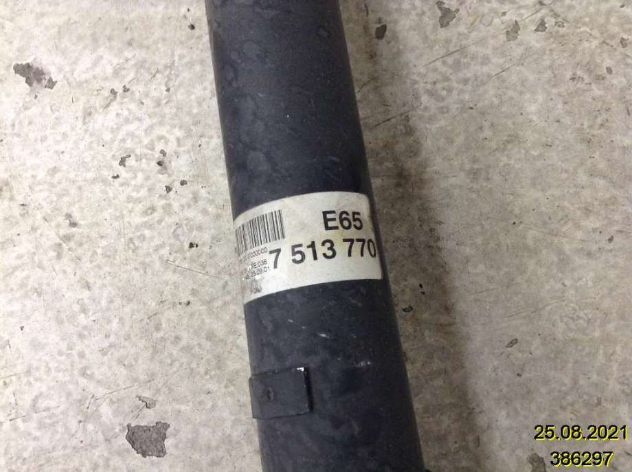 Mellomaksel til BMW 7-Serie 2000-2008 (E65/E66/E67/E88) (E65/E66/E67/E88) (BMW|7 513 770||26 10 7 513 770)